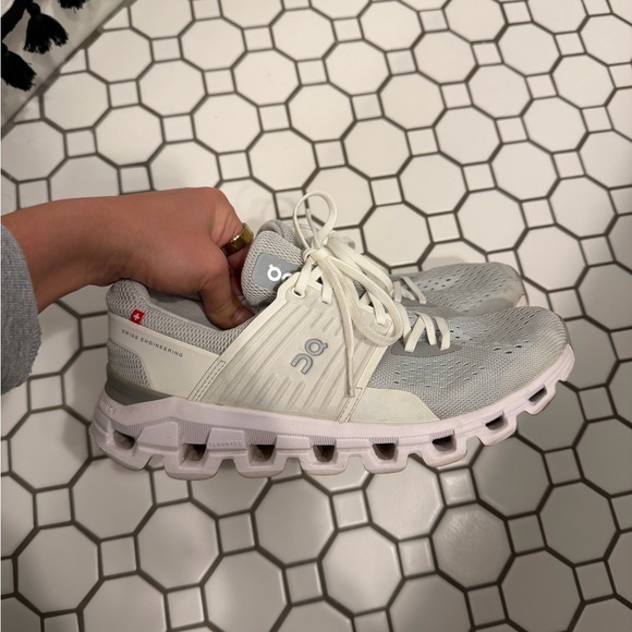 On Running Cloudswift Glacier Grey White (women’s) - Picture 5 of 7